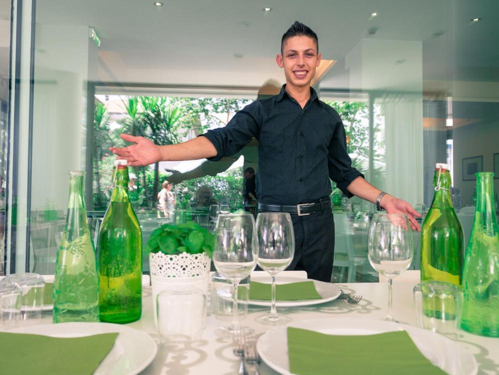 Hotel Principe Римини Экстерьер фото